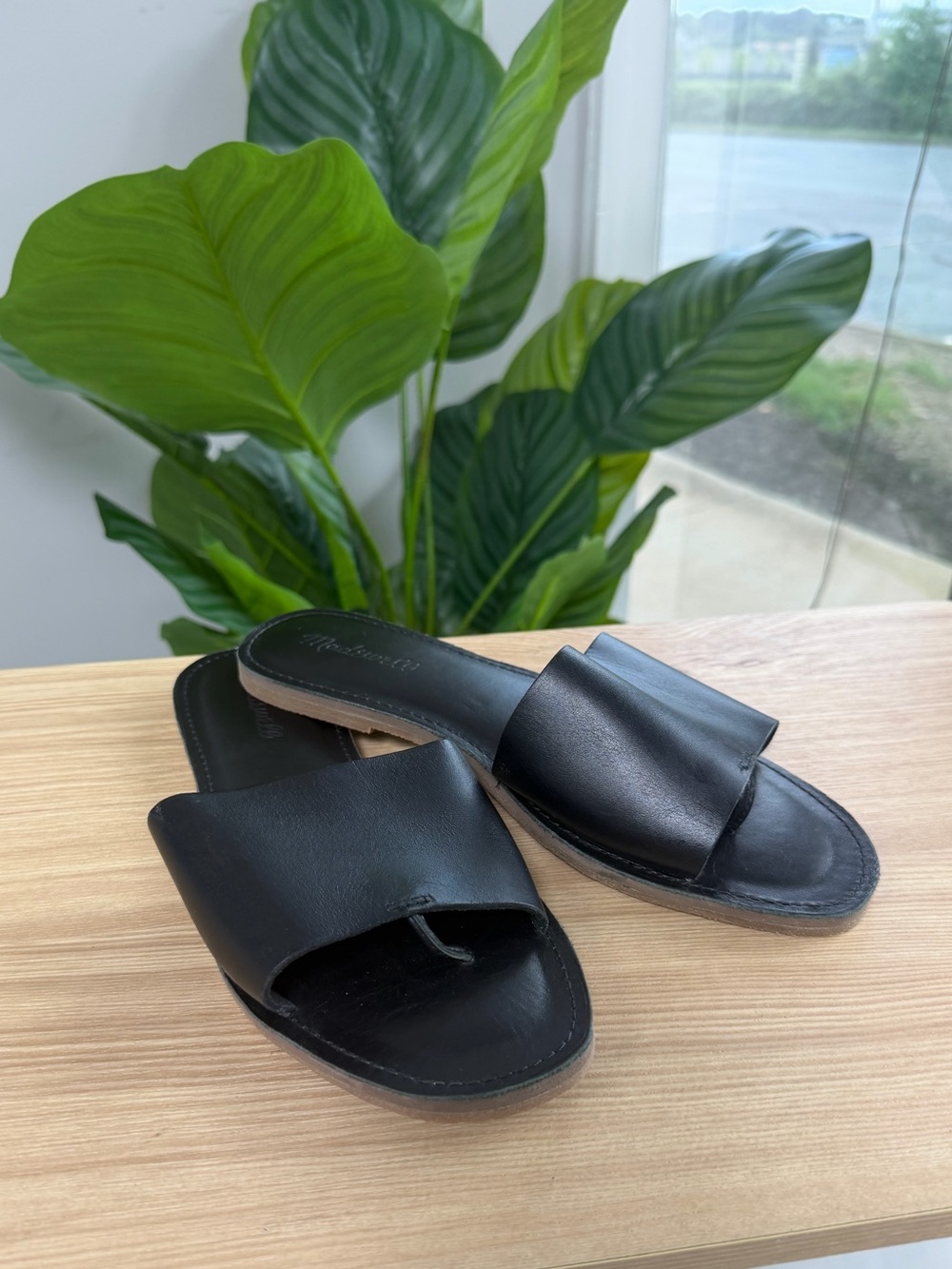 NWOT Madewell The Boardwalk Post Slide Sandal Black Leather Sz 8.5 - Picture 2 of 8